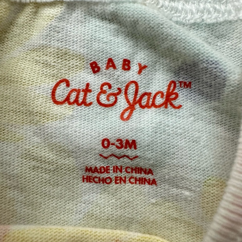 Cat & Jack Girls 0-3 month tropical floral onesie. - Picture 2 of 3